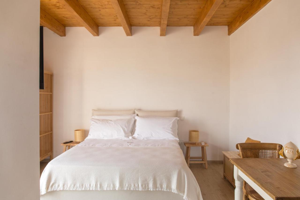 Masseria Ella Пулзано Екстериор снимка